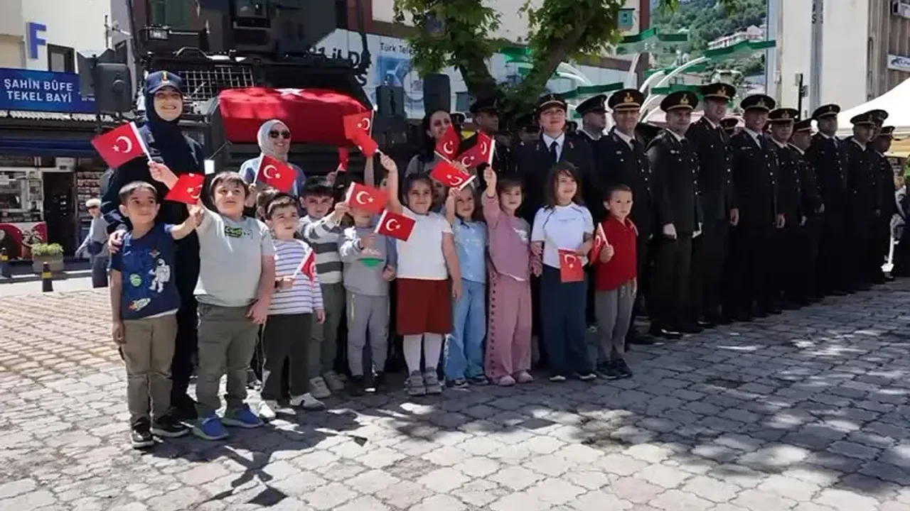 Artvin'de Jandarma Teşkilatı'nın Kuruluş Yıl Dönümü Kutlandı