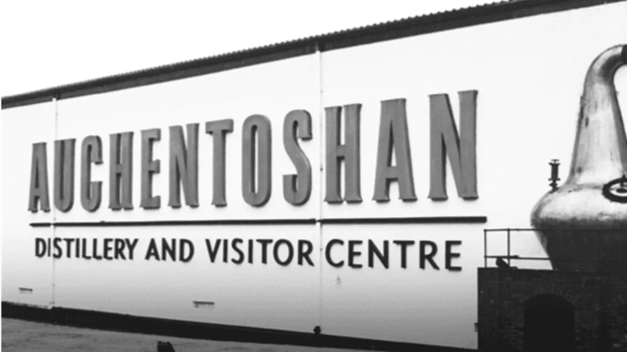 Lowlands Viskisinin Sırrı Çözüldü: Auchentoshan Üretim Kapılarını Araladı