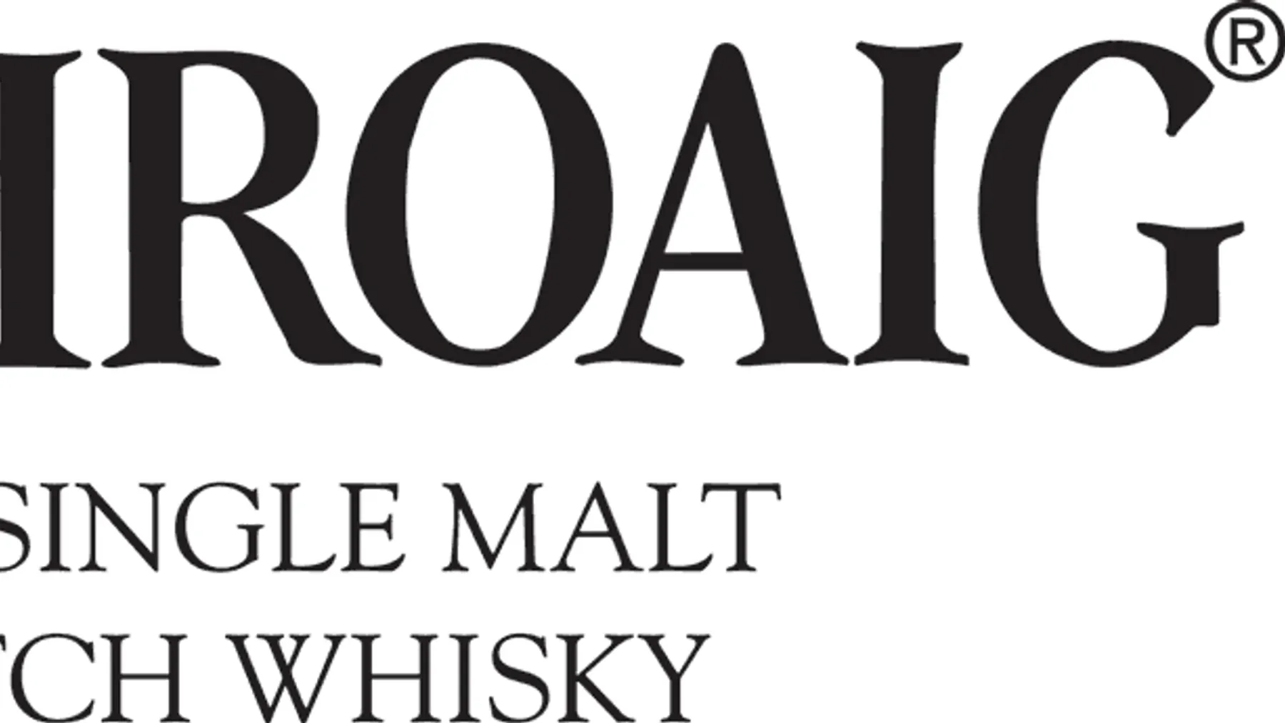 İskoçya'nın Islay adasında okyanus kıyısında yer alan Laphroaig viski damıtımevinin dıştan görünümü