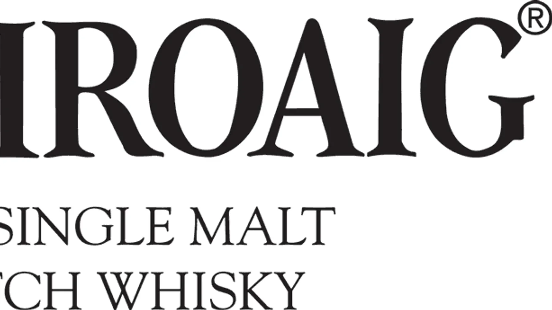 İskoçya'nın Islay adasında okyanus kıyısında yer alan Laphroaig viski damıtımevinin dıştan görünümü