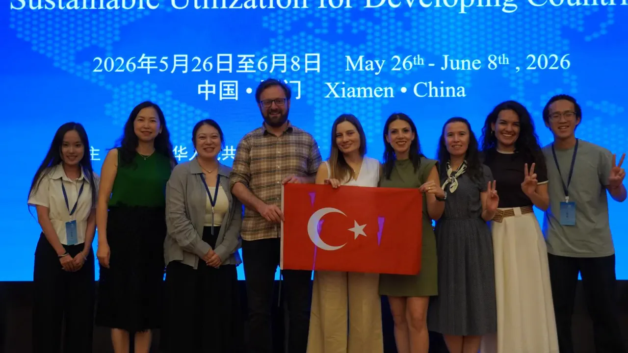 Antalya Büyükşehir Belediyesi Çin'deki Çevre Seminerine Katıldı