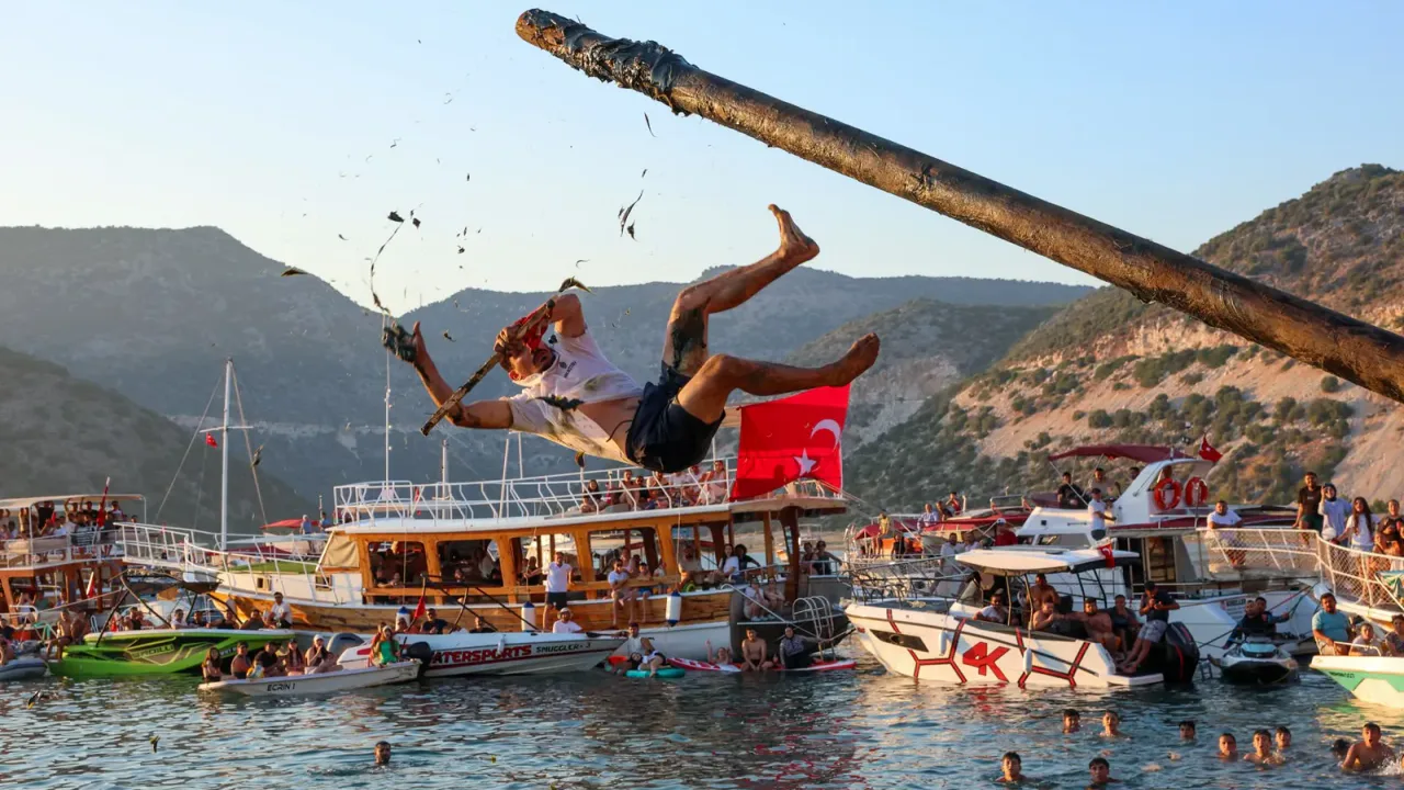 Antalya'da Kabotaj Bayramı'nın 100. Yılı Coşkuyla Kutlandı