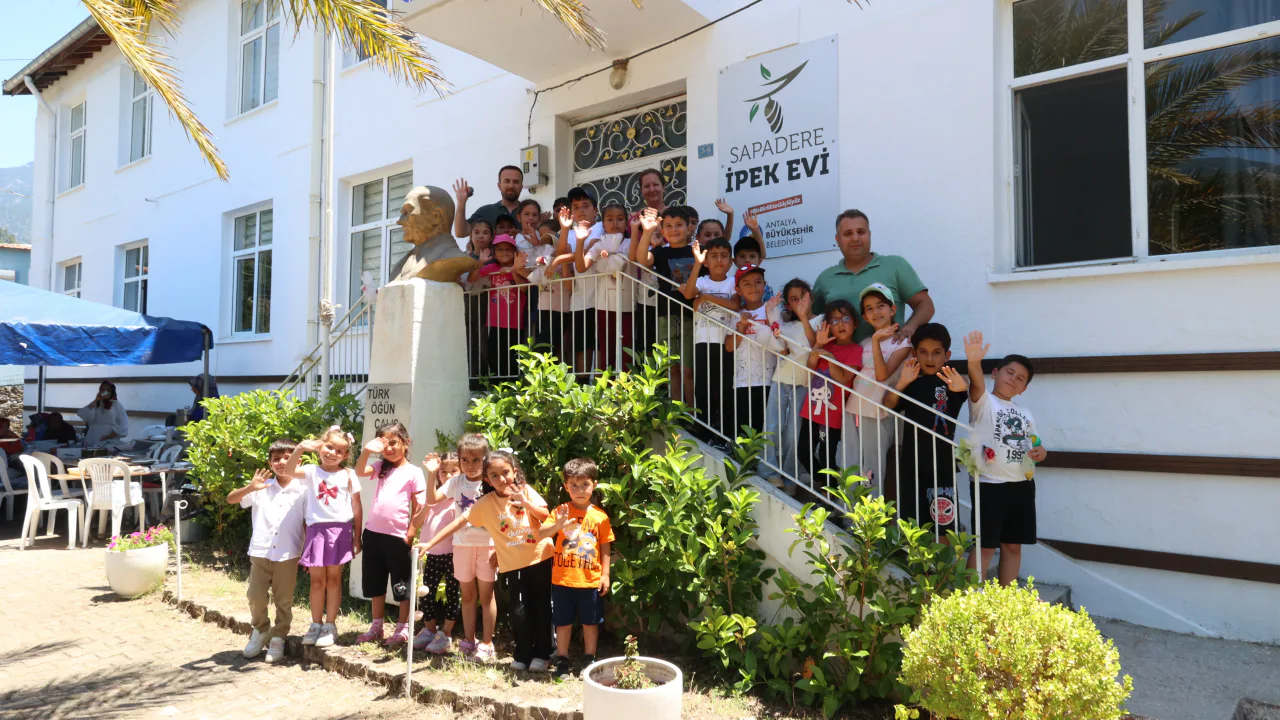 Alanya Sapadere İpek Evi Ziyaretçi Akınına Uğruyor