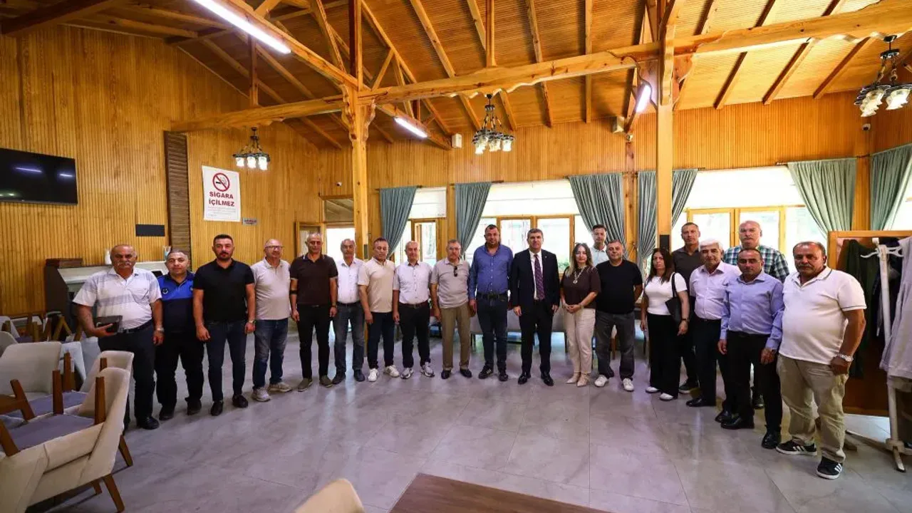 Burdur Belediye Başkanı Ali Orkun Ercengiz Muhtarlarla Buluştu