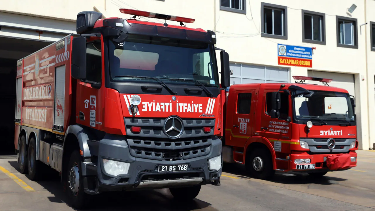Diyarbakır İtfaiyesi Anız Yangınlarına Karşı Teyakkuzda