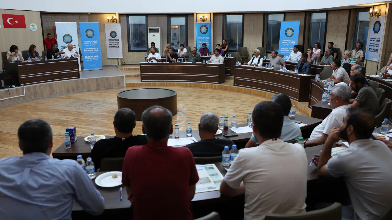 Kayapınar Muhtar Buluşması Gerçekleşti: Sorunlar Masaya Yatırıldı