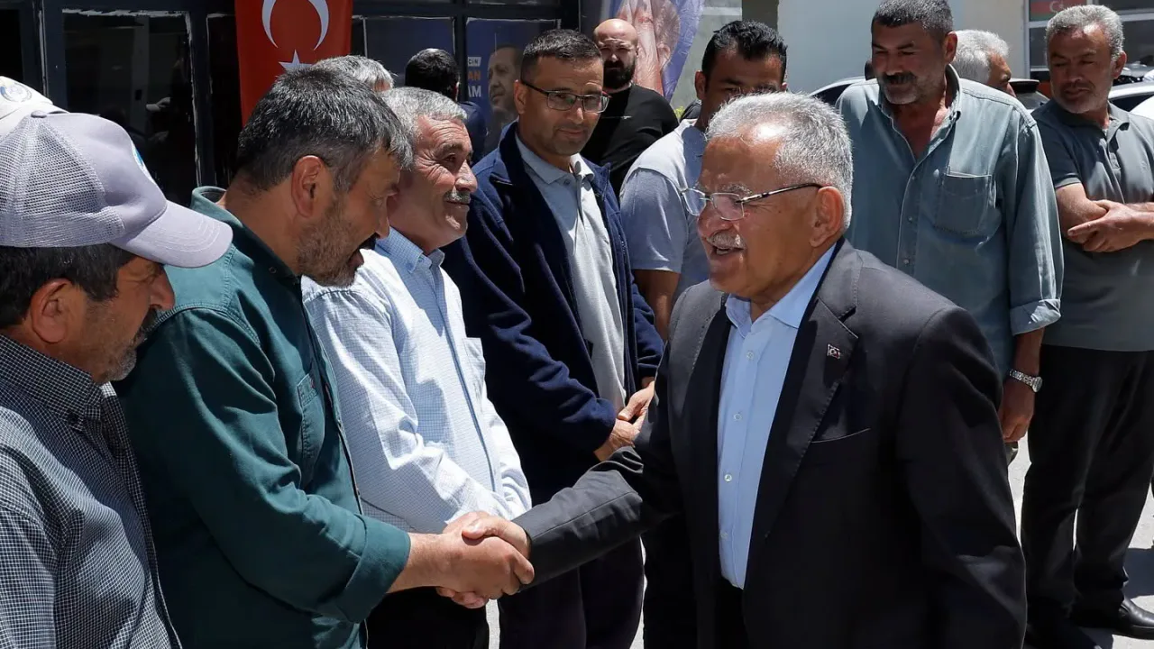 Dr. Memduh Büyükkılıç İlçe Ziyaretlerine Devam Ediyor