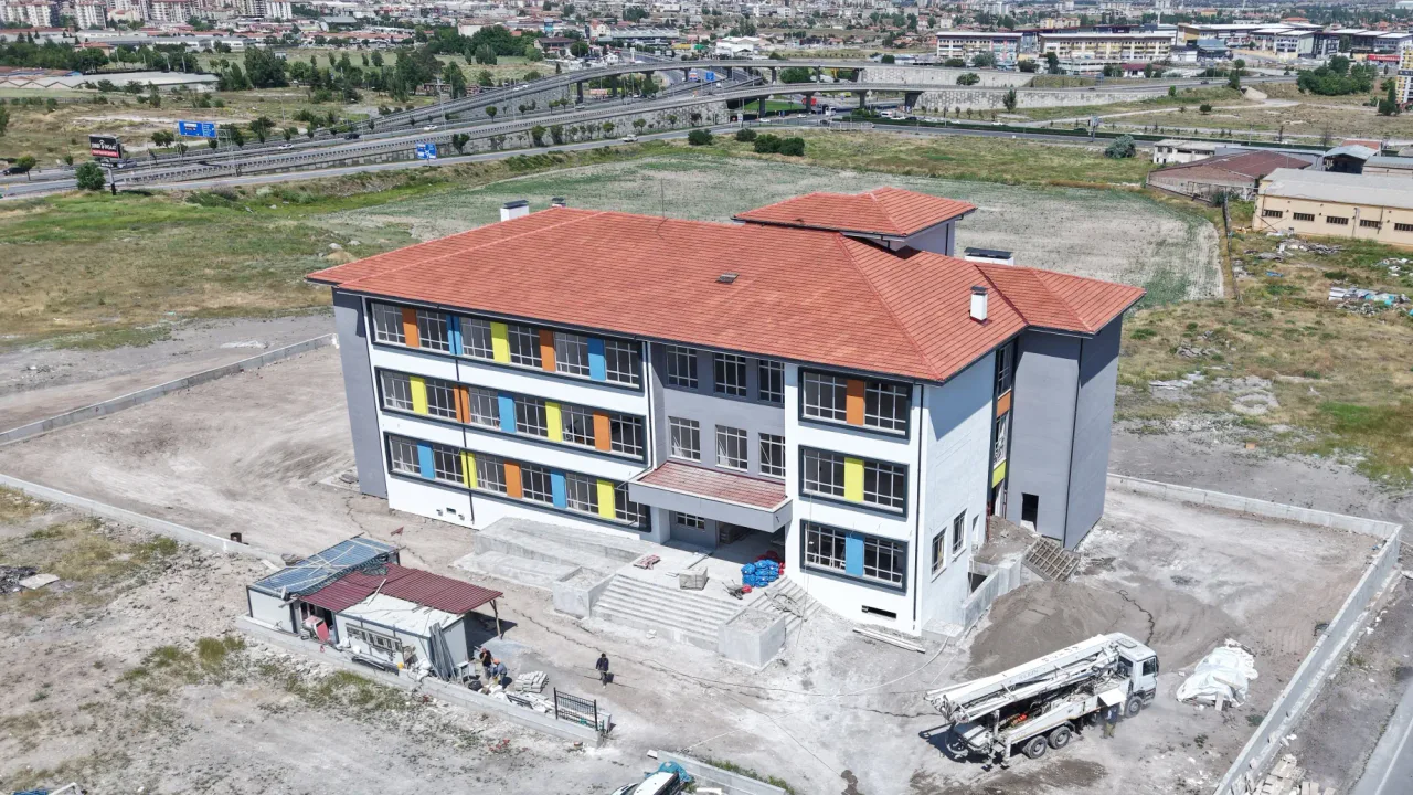 Kayseri'de 85 Milyon Liralık Okul Projesinde Sona Yaklaşıldı