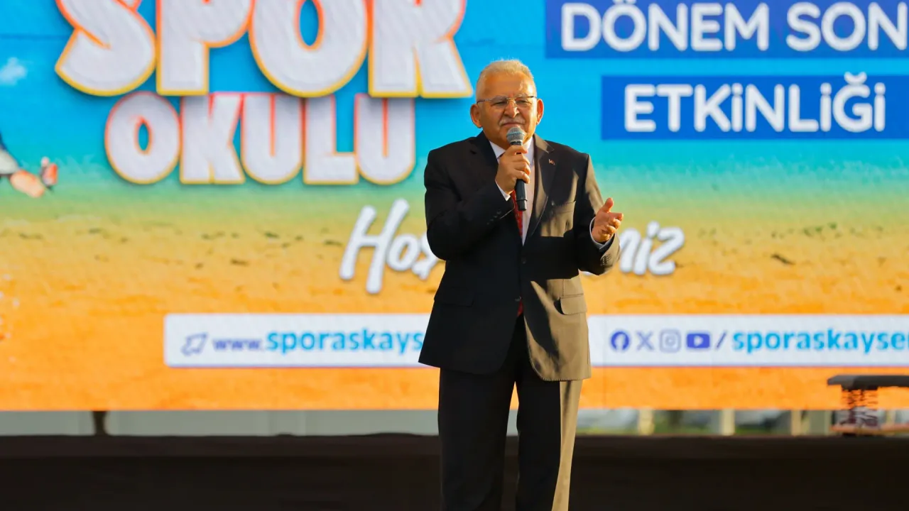 Kayseri'de 2026 Yaz Spor Okulları Törenle Sona Erdi