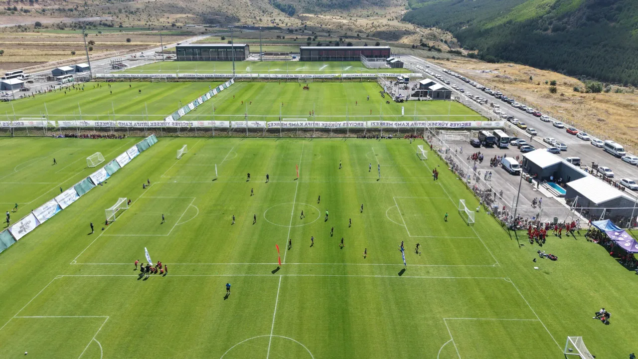 Academy Erciyes Cup 2026 Erciyes'te 41 Takımla Başladı