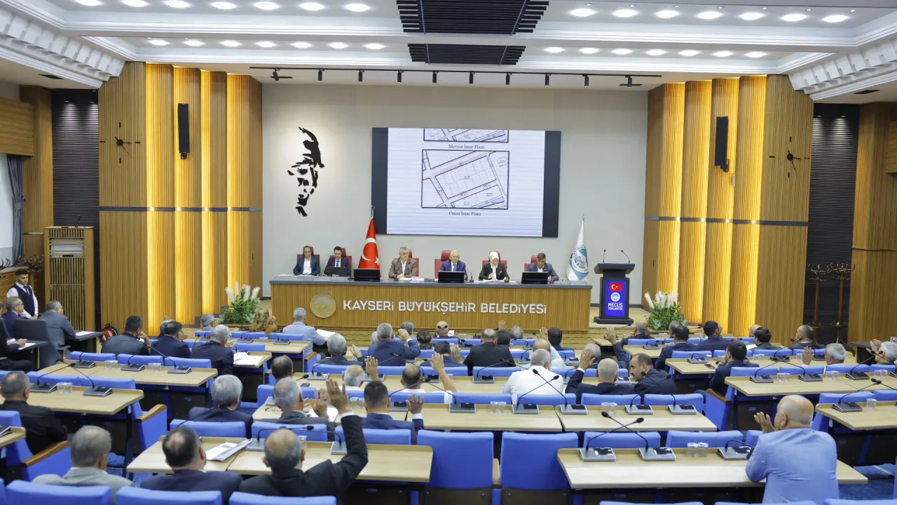 Kayseri Büyükşehir Meclisi'nde 100 Madde Karara Bağlandı