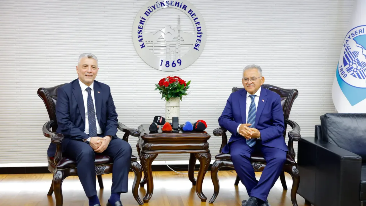 Bakan Ömer Bolat'tan Kayseri Esnafına 150 Milyon Liralık Destek