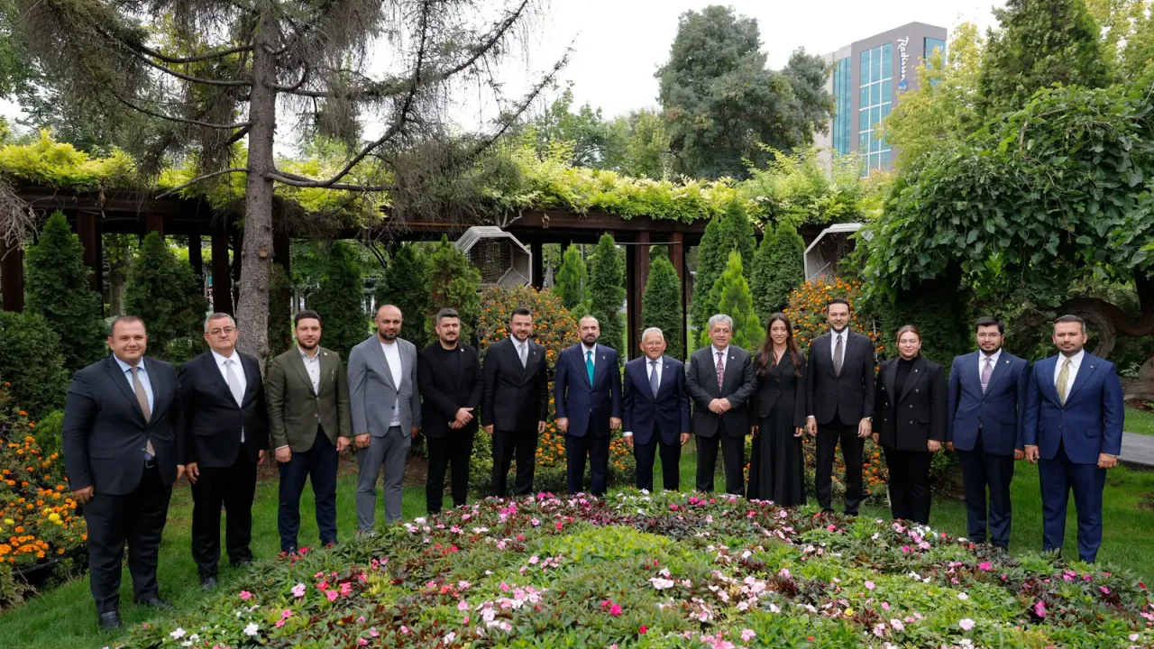 Başkan Büyükkılıç, AK Partili Faruk Acar'ı Ağırladı